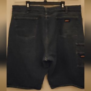 Like New! Mens Dickies Size 42